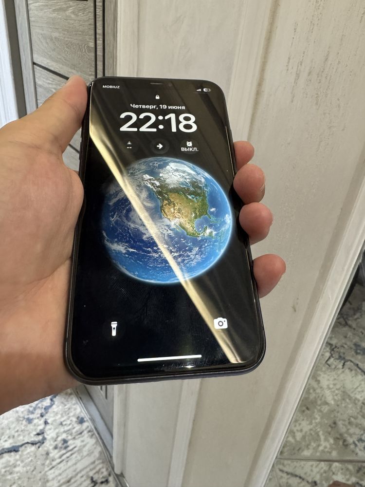 Srochni iphone 11sotiladi