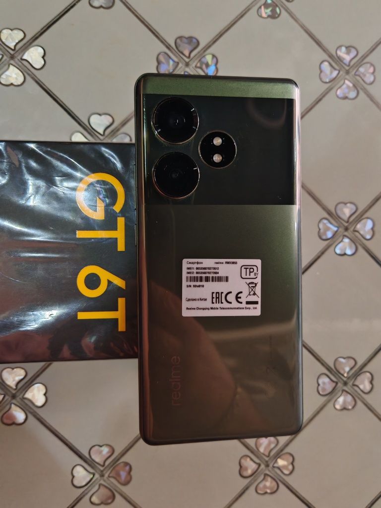 Realmi GT 6t. Глобальная версия.