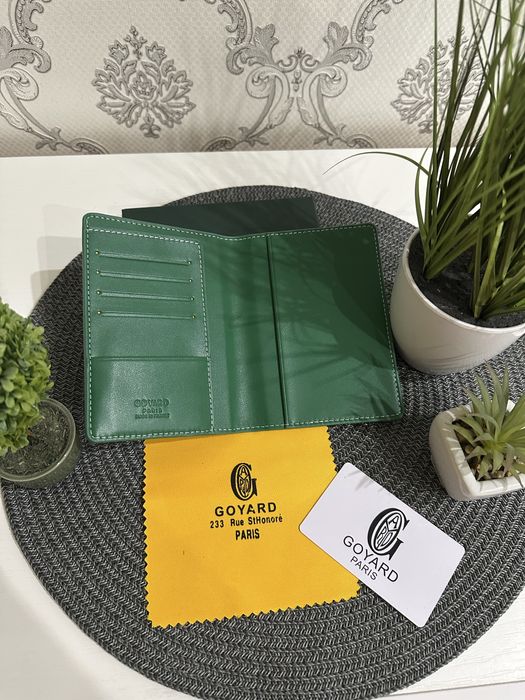 Goyard Saint-Pierre wallet (Authentic)