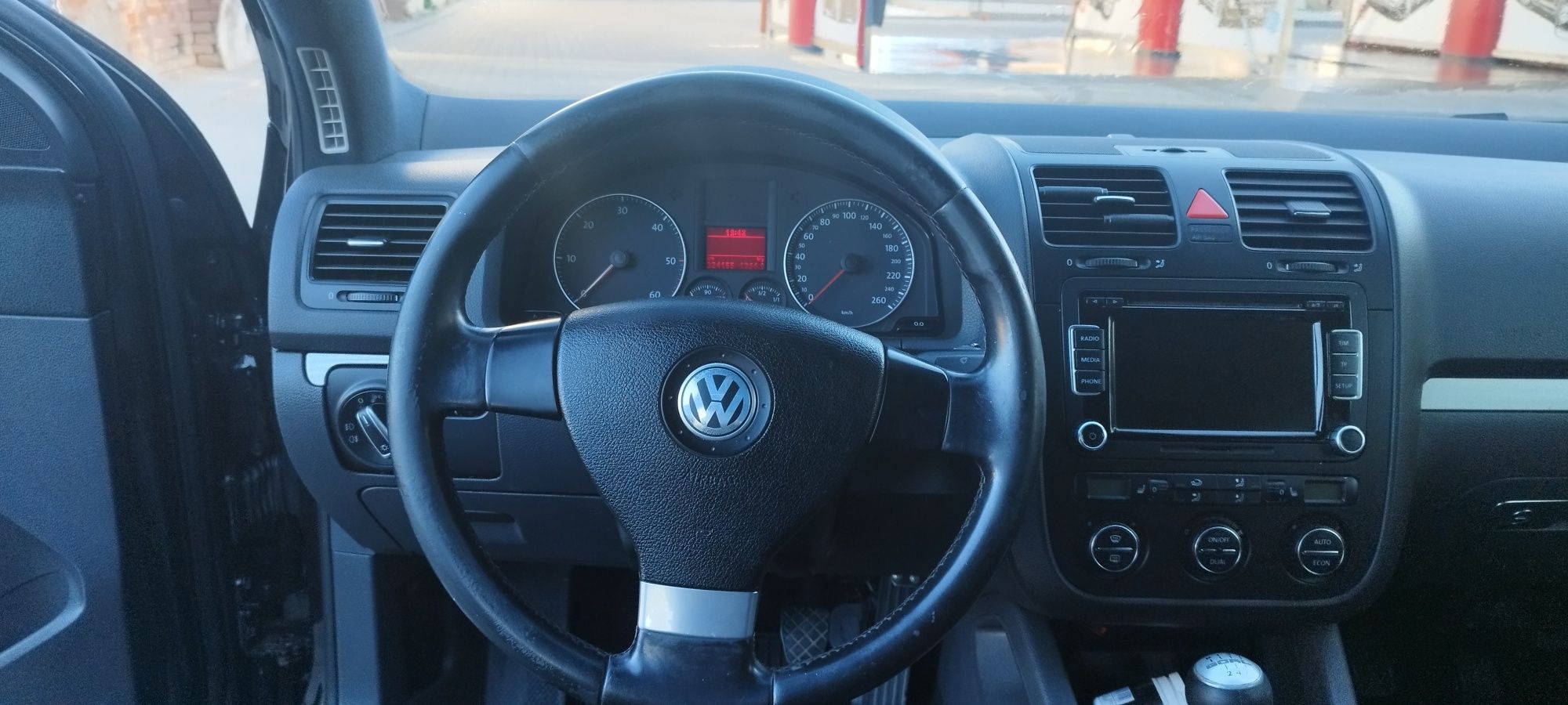 Volkswagen Golf 5 2.0 tdi
