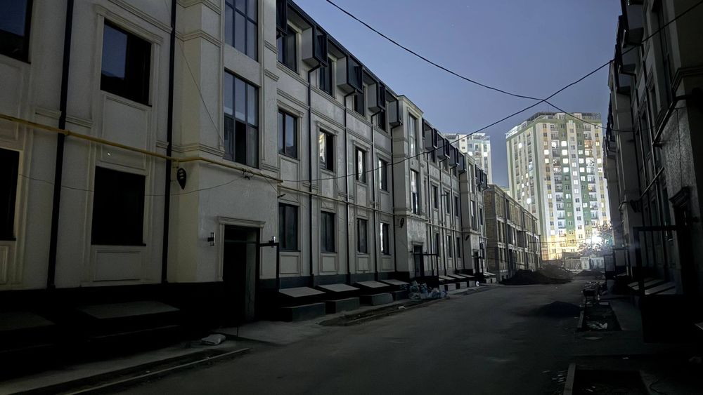 Срочно Продам 3х-ком дуплекс квартир на жк.Чоштепа Хаус, метро Чоштепа