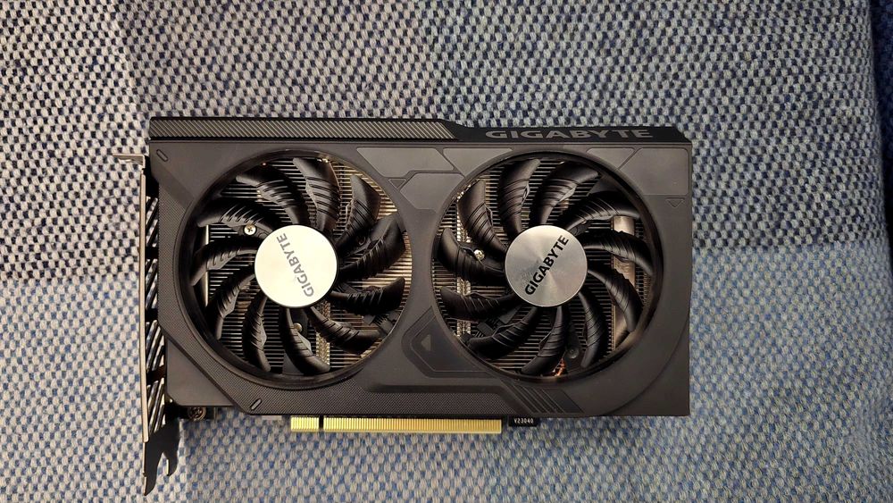 Vand Placa Video GIGABYTE WINDFORCE  Geforce RTX 4060 8GB OC