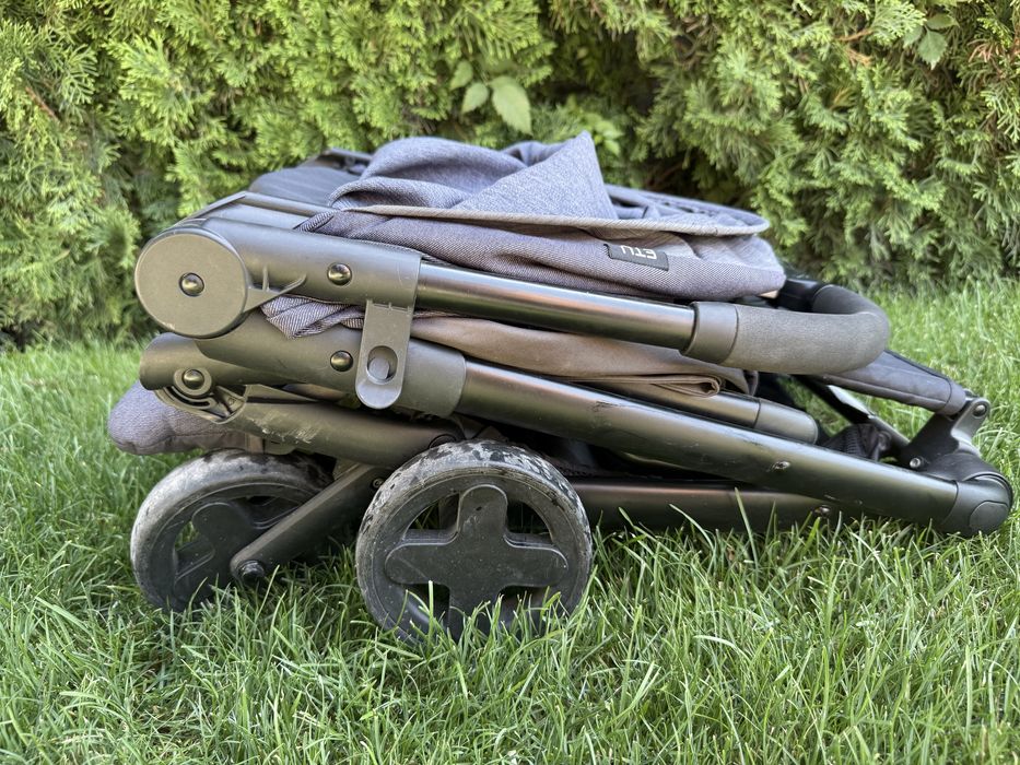 Cybex CBX Etu -  с тегло само 6,8кг