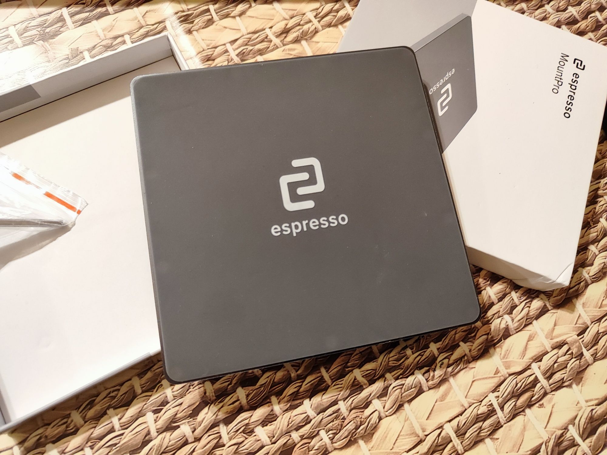 Espresso MountPro VESA Mount за преносим дисплей или таблет
