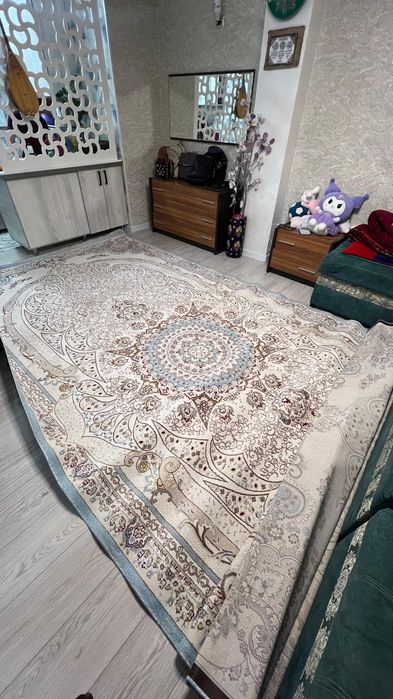 Кілем сатылады. Размер 5м-2.5м