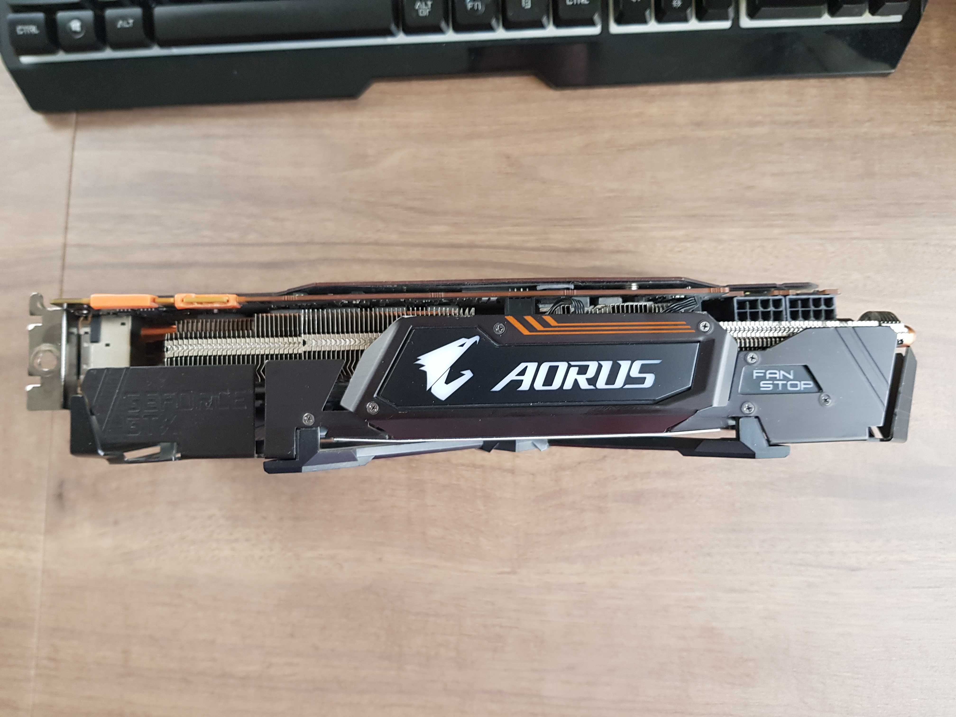 Продам Видеокарта GIGABYTE AORUS GeForce GTX 1080 Ti 11G