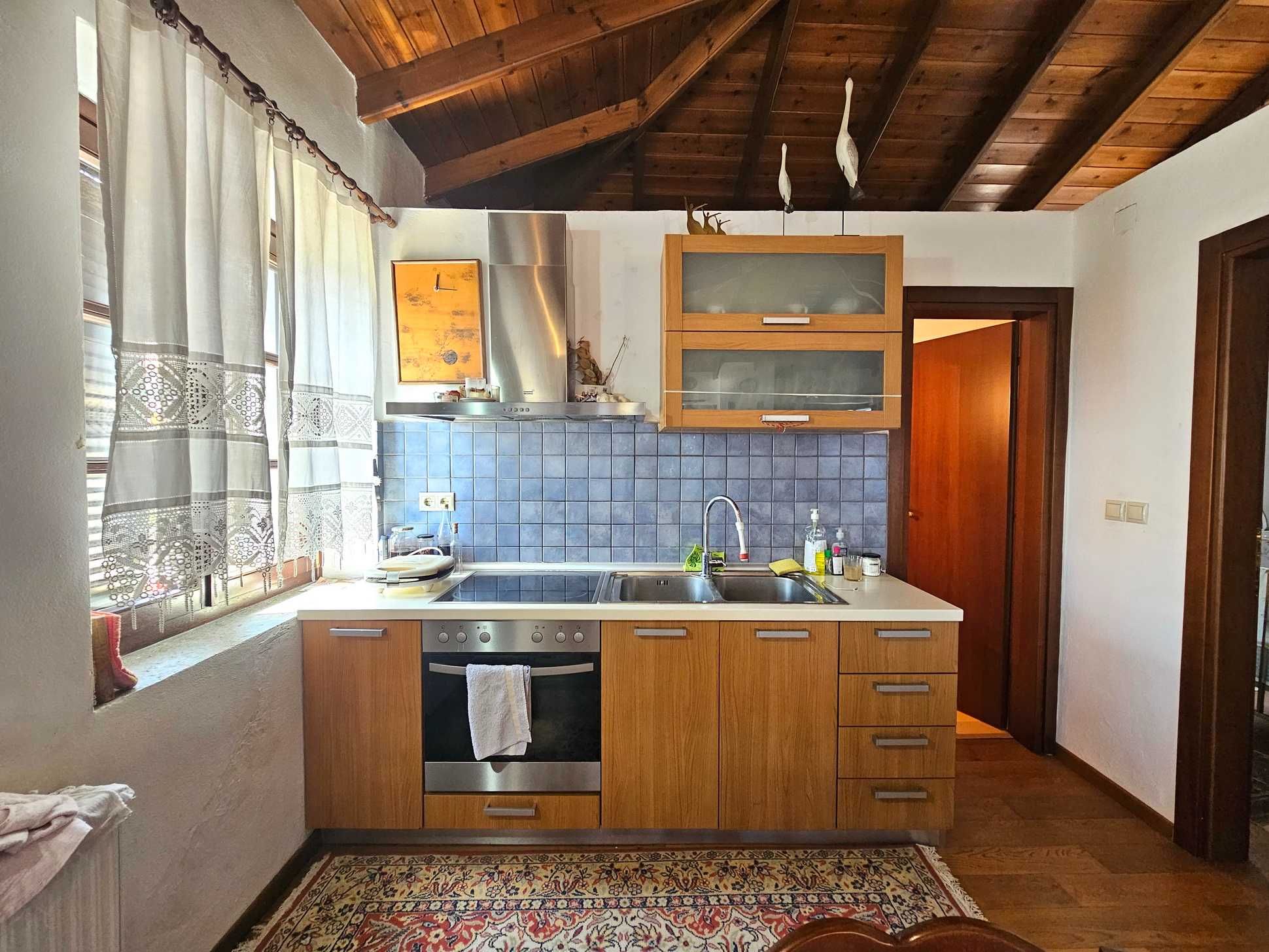 ЗА ПРОДАЖБА самостоятелна къща 148кв.м MYRTOPYTO Peramos (код 8028)