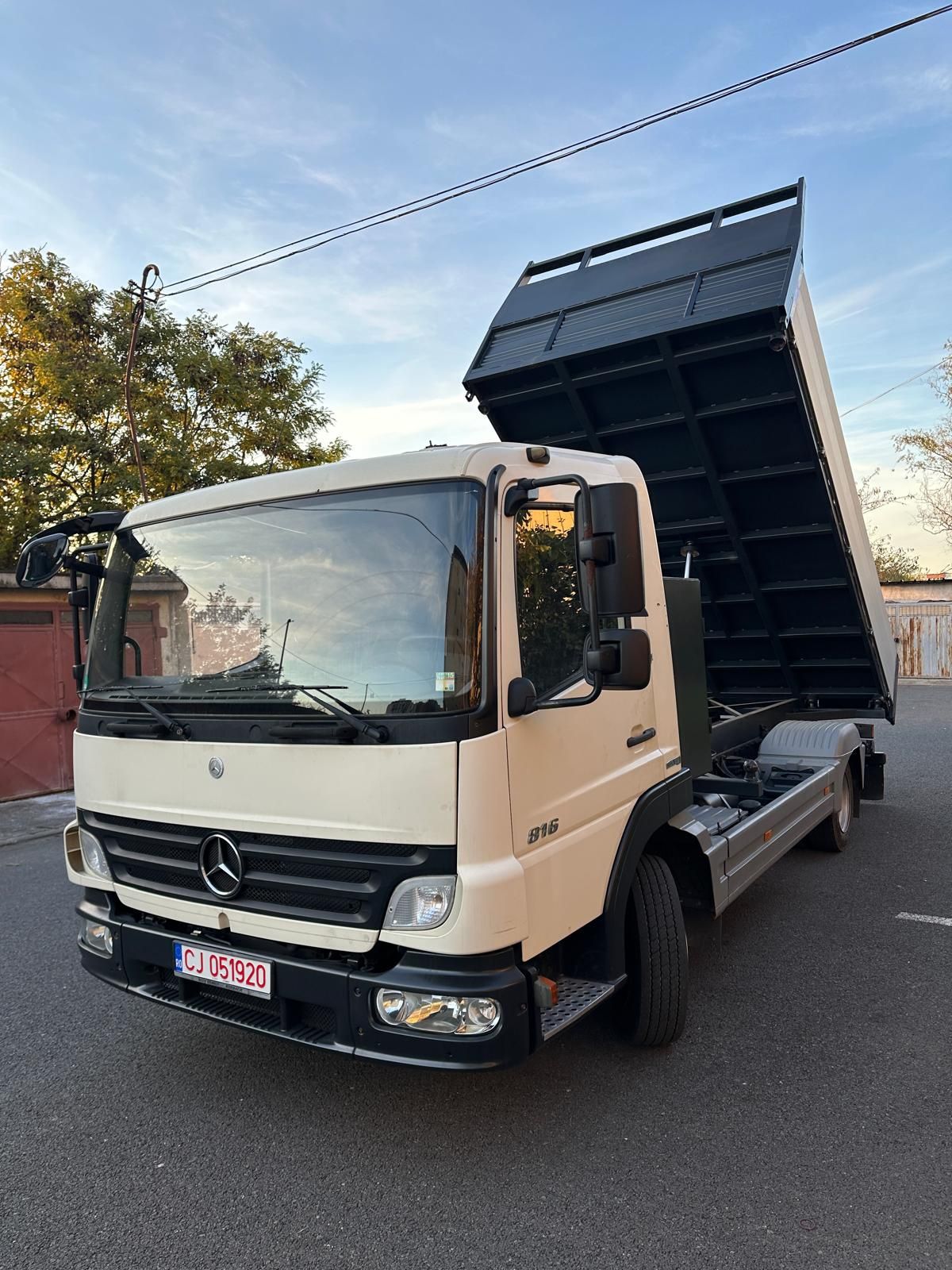 Vând Bascula Mercedes Atego 816 ,  recent adusa in tara !