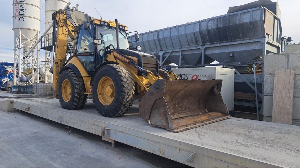 Buldoexcavator CAT 434E 7460 ore