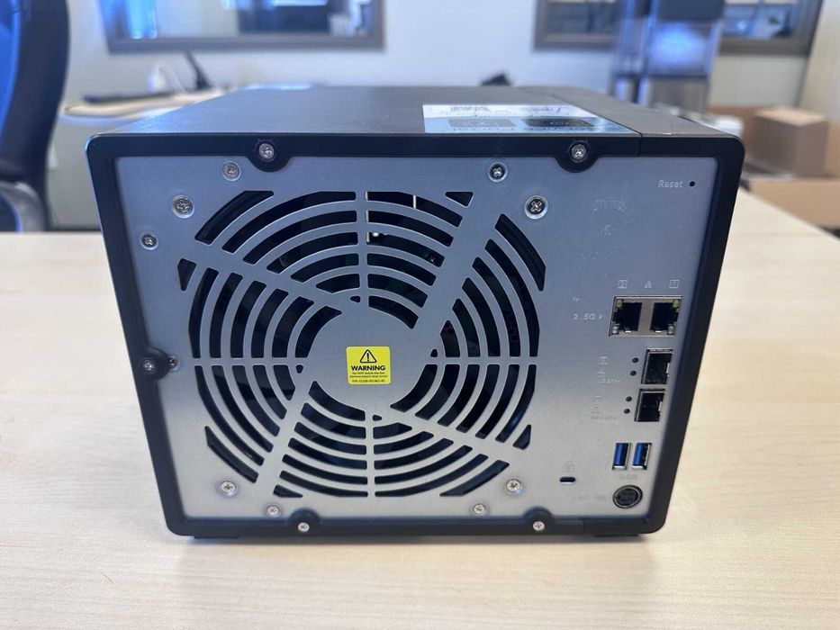 Qnap TS-932PX 9bay (5x3.5 + 4x2.5) 0Tb 8Gb ram