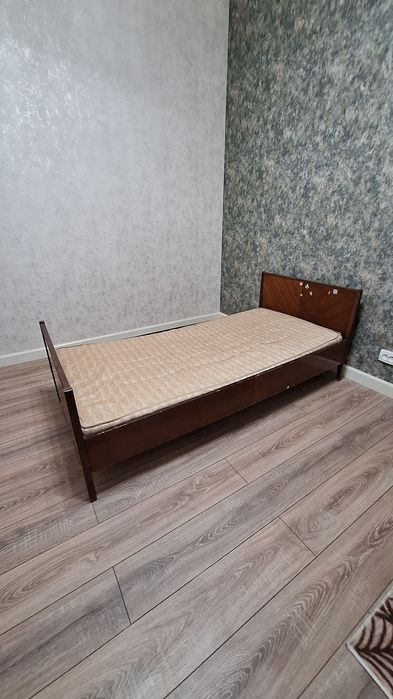 Продаются 2 румынские кровати