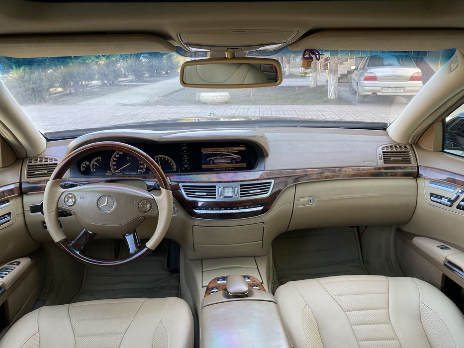 W222 mercedes maybach