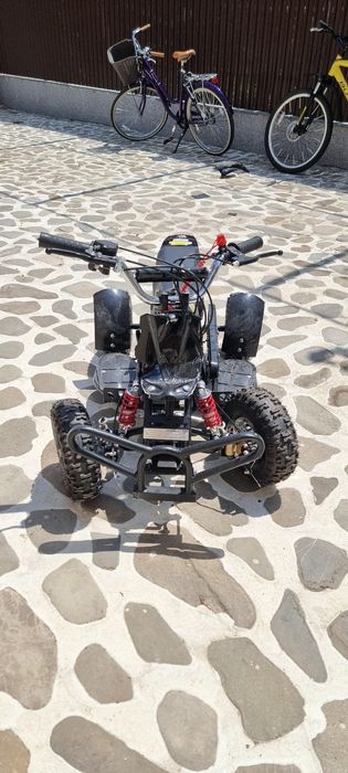 Vând atv nou adus din Anglia