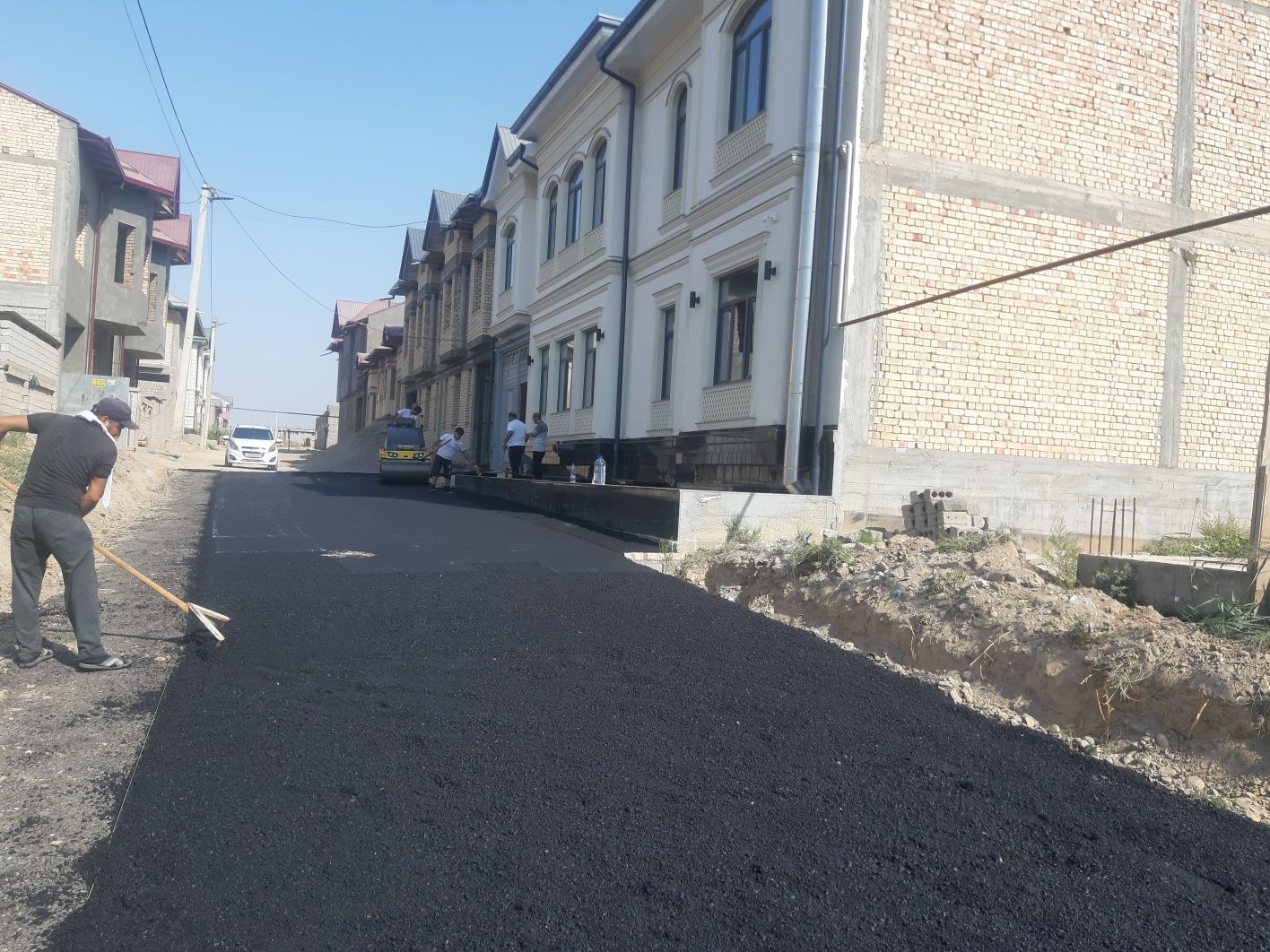 Asfalt ishlarini va asnovaniya xizmati Описание Ассалом алайкум биз с