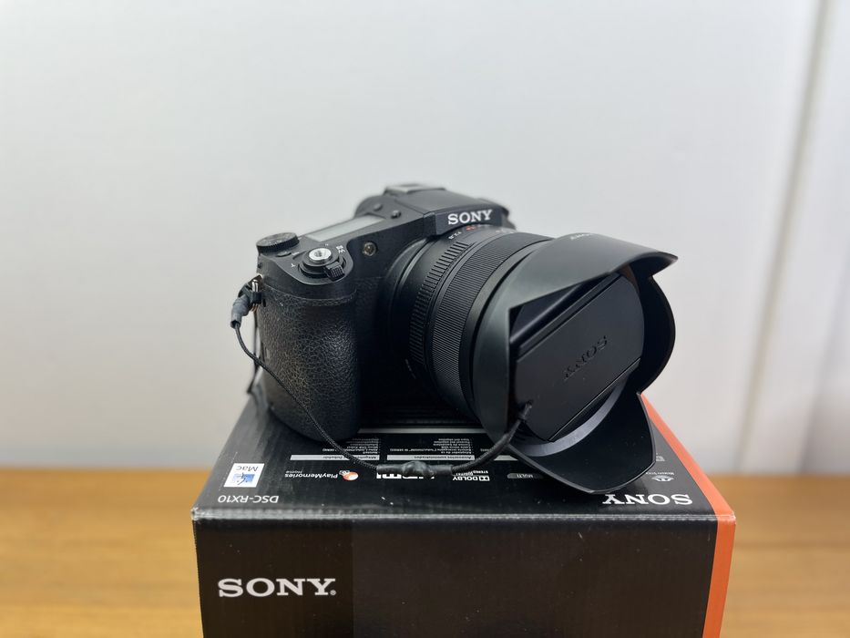 Sony Cyber-Shot DSC-RX10