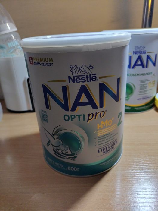 Продам смесь Нан