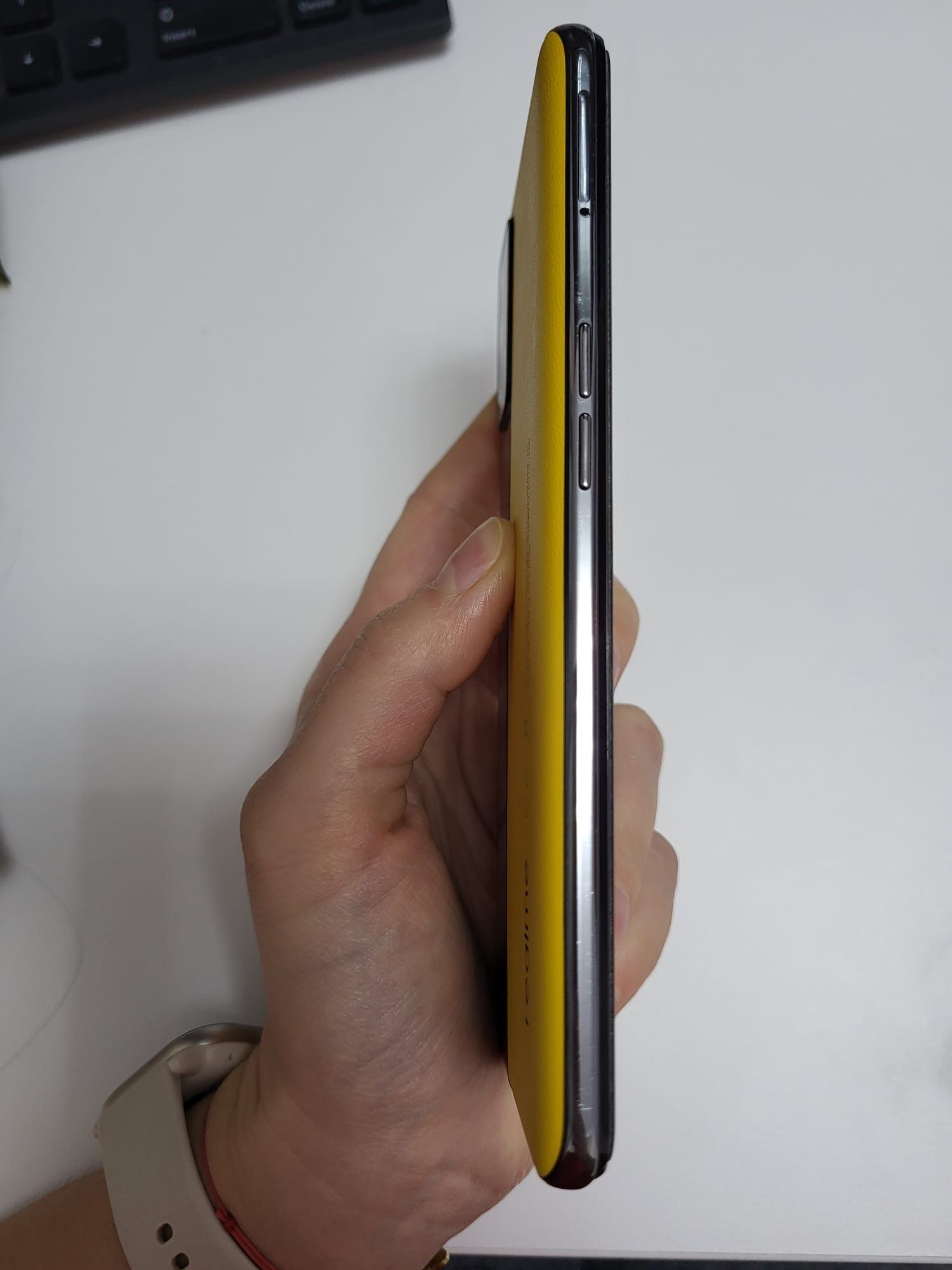 Realme GT 5G 12+12/256gb