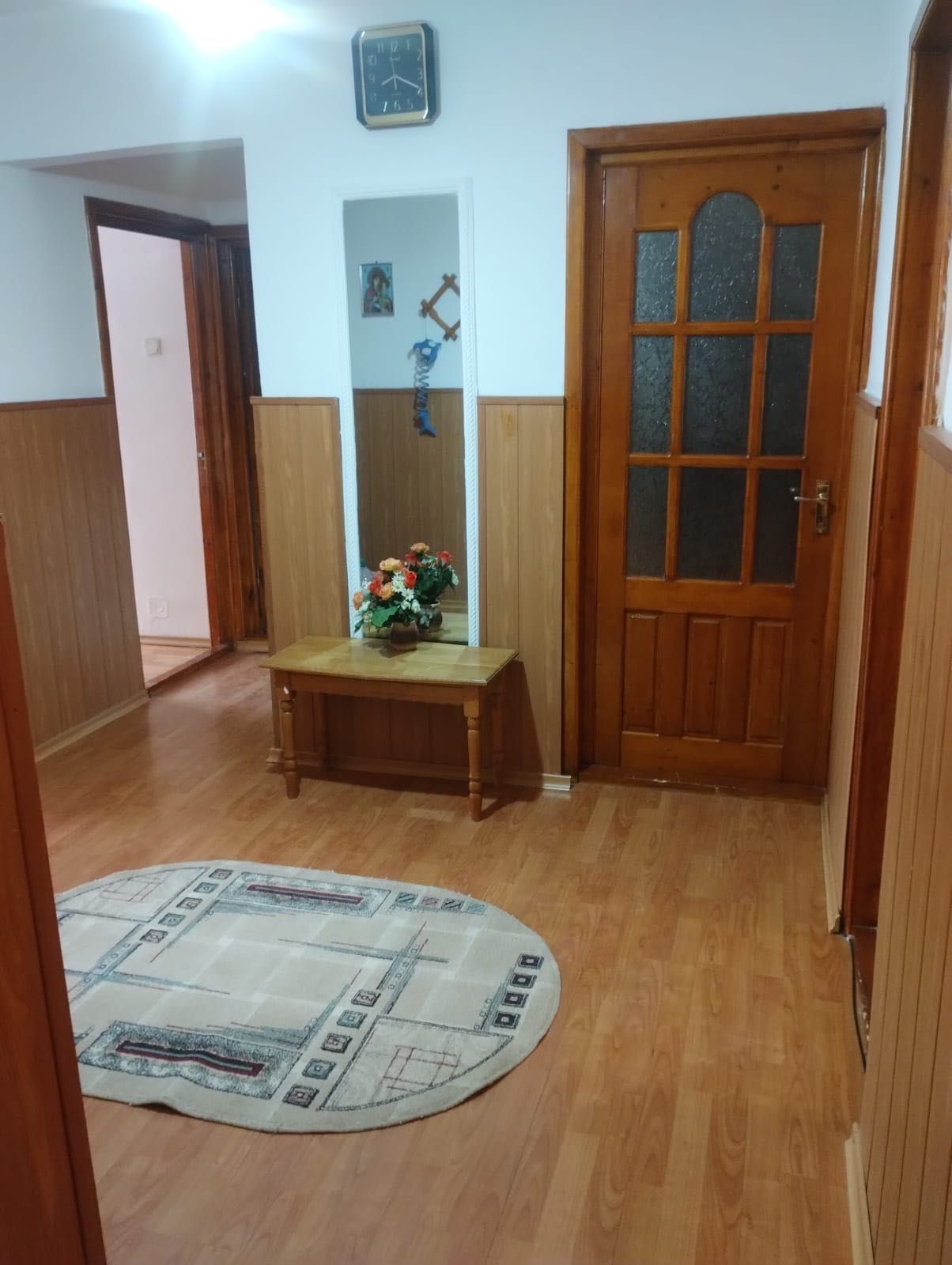 Vând apartament cu 3 camere