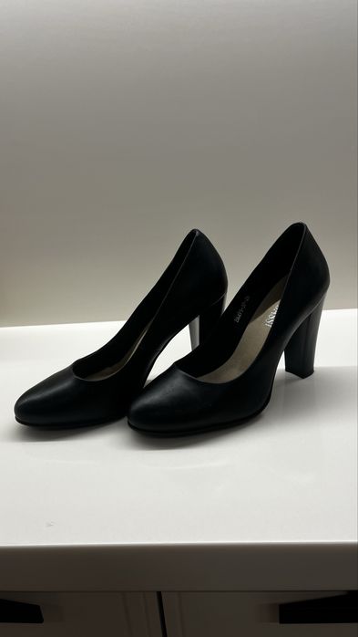 Туфли черные