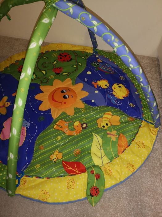 Covoras interactiv pt bebelusi