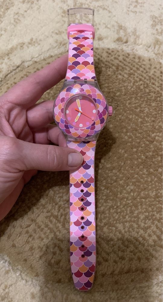 Продам часы Swatch.б/у в отличном состоянии.