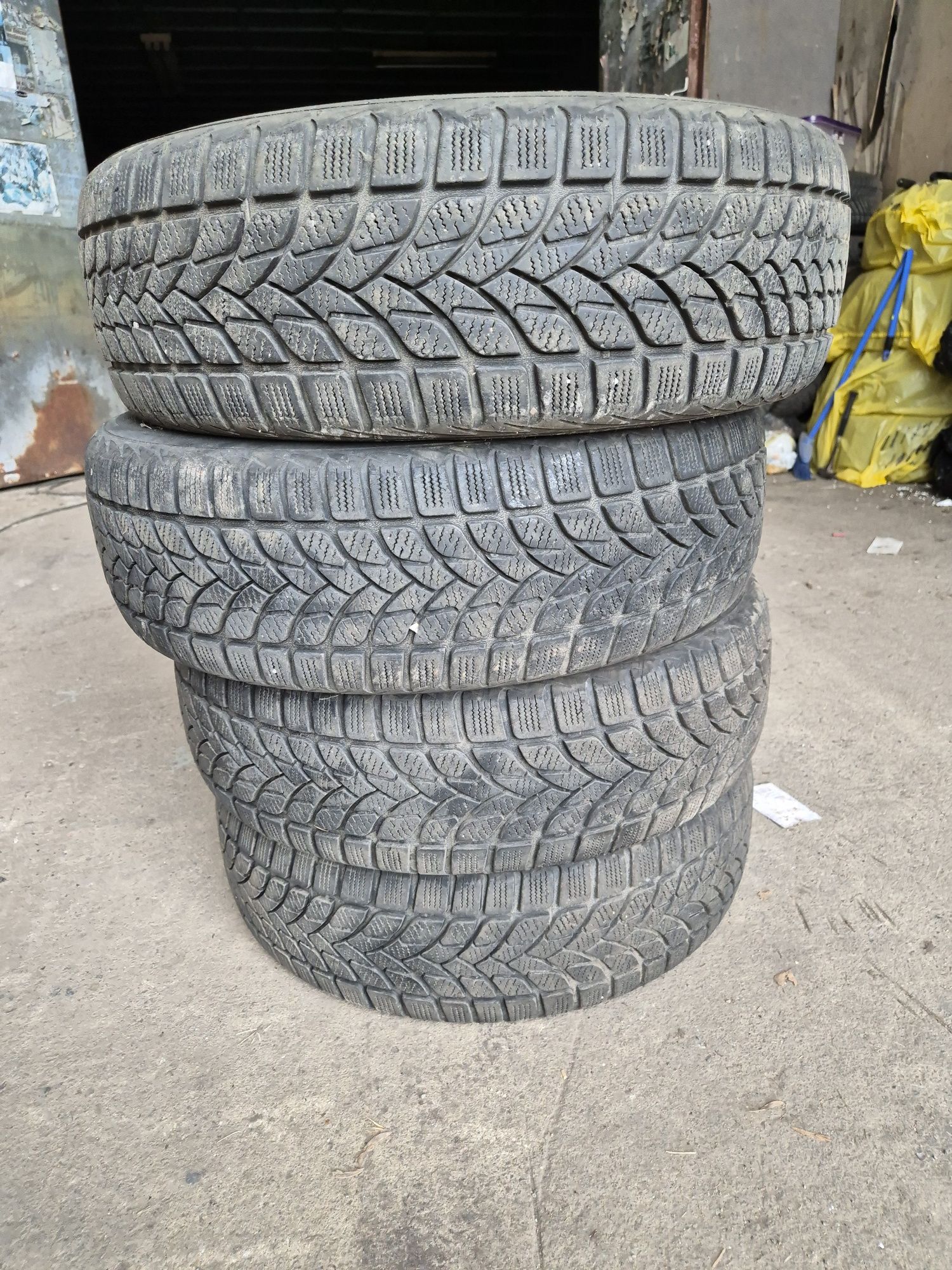 Гуми pirelli 235.6017