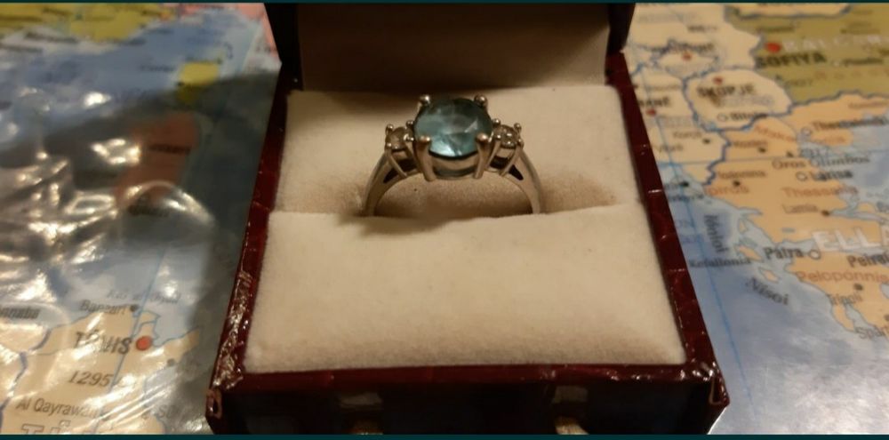 Сет от сребърно колие и пръстен