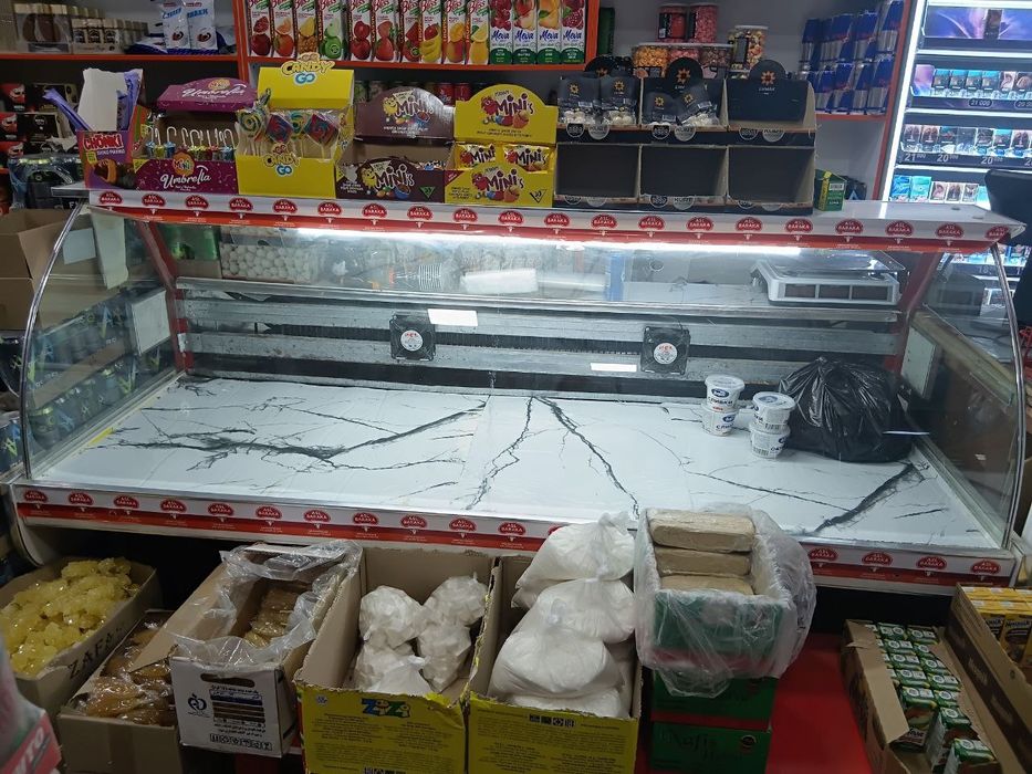 Витрина холодилник сотилад холати Ало йанги матори йок