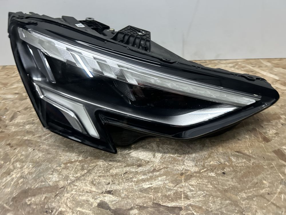 Far faruri Audi A3 8y0 full led adaptiv 2020-2023 dreapta