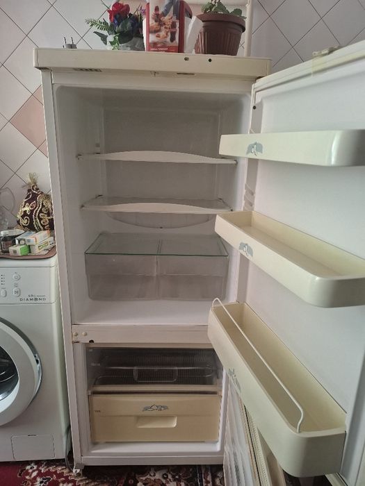 Холодильник б/ у snaije