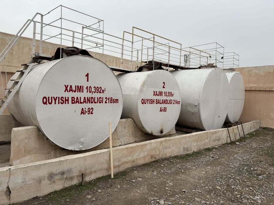 Yomkist Bochka sisterna 2 dona 10m3 2 dona 25m3