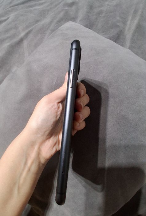 Iphone 11  64 gb