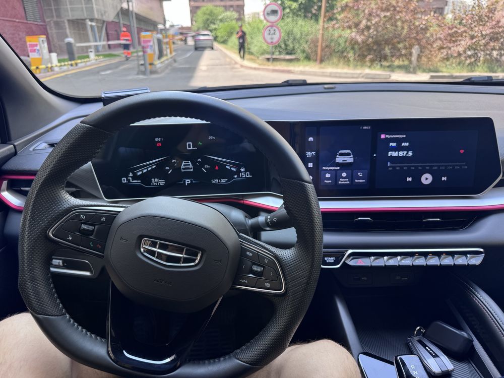 Geely Coolray 2023 года