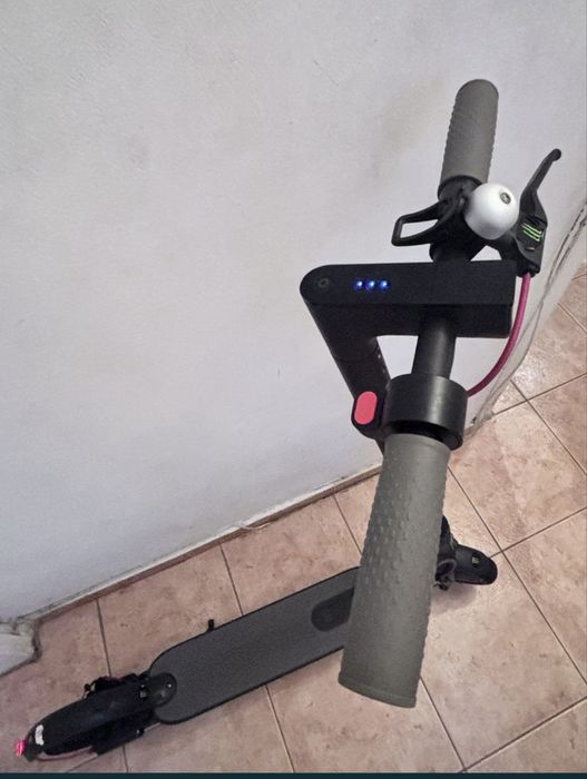 Електрическа тротинетка Xiaomi m365