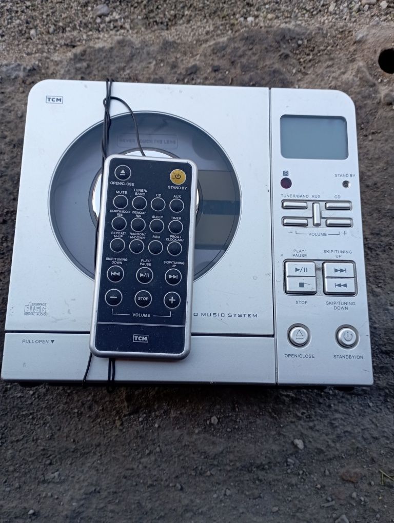 Продавам Radio cd player