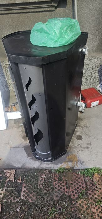 Камина с водна риза помпа и разширител