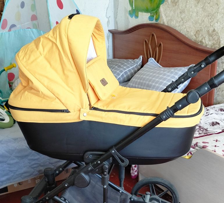 Коляска Adamex 2 в 1