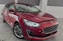 Ford Focus Vignale AVARIAT 27.000KM!