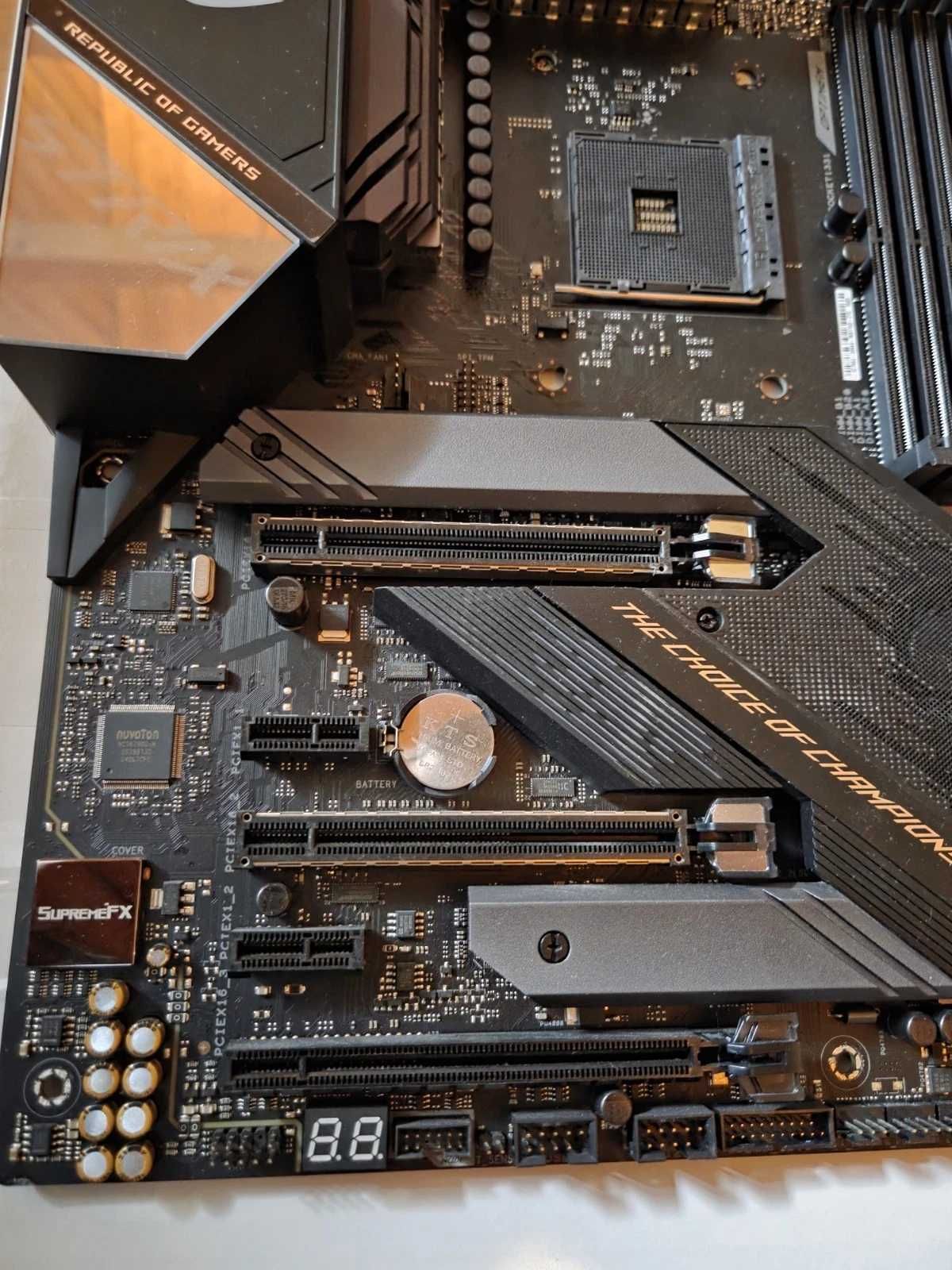 Дънна платка Asus ROG STRIX X570-E Gaming WIFI ЗА-РЕМОНТ ! AM4