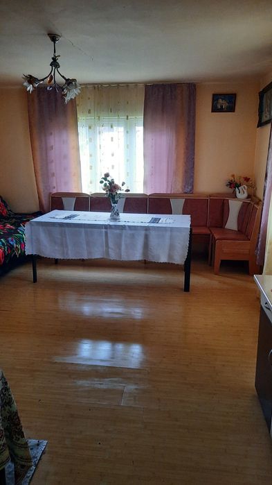 Casă și grădină de vînzare