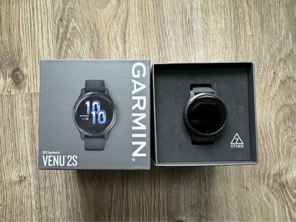 ЧИСТО НОВ Garmin Venu 2S