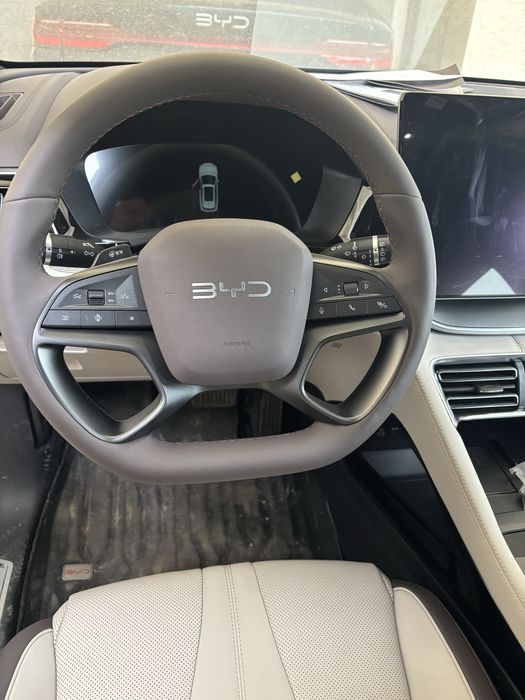 BYD.   Черний.   Смарт.  2025.  Чемпион