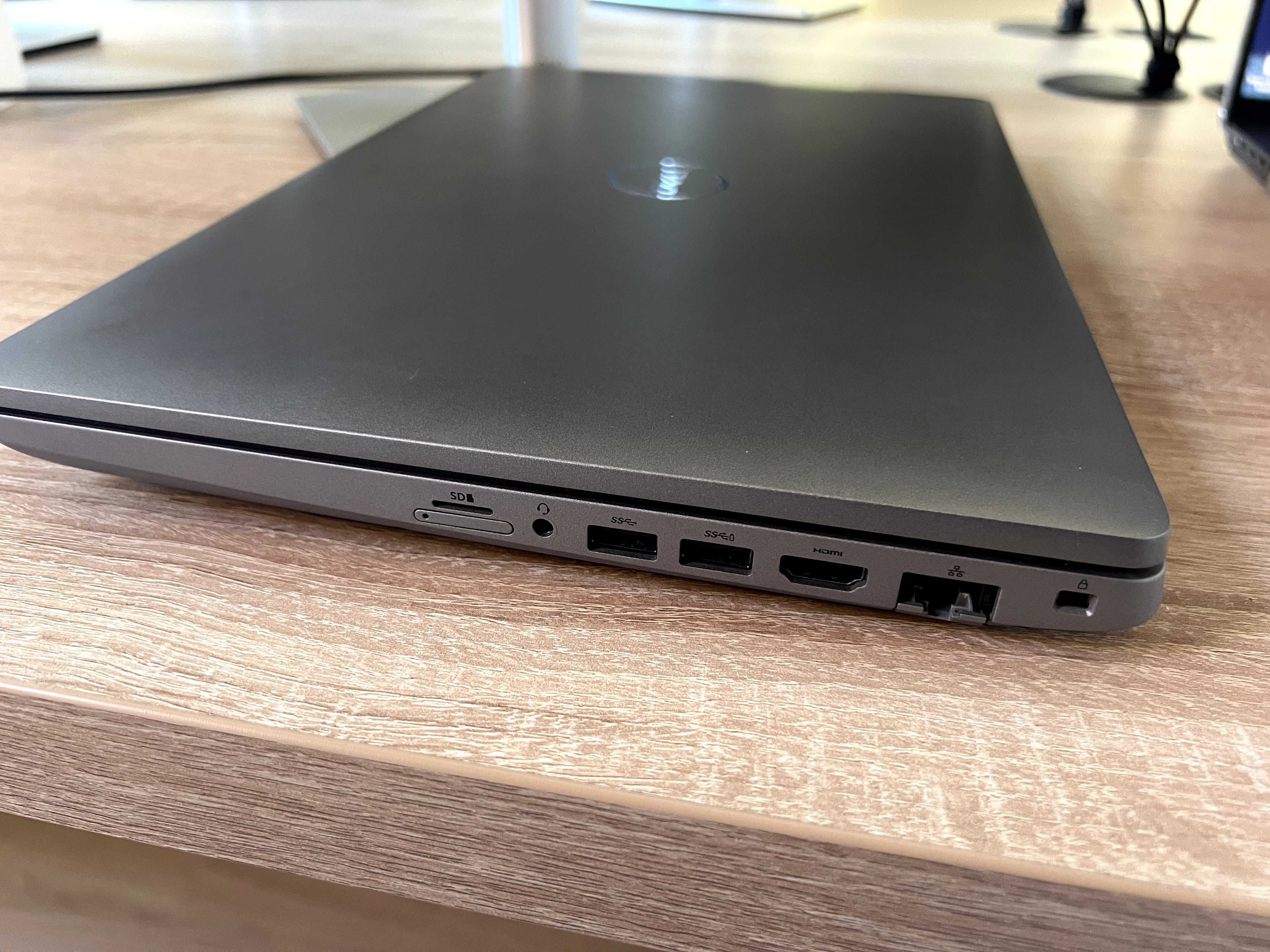 Dell Latitude 5511 - i7-10850H - 32GB RAM DDR4, 1TB SSD, Windows 11