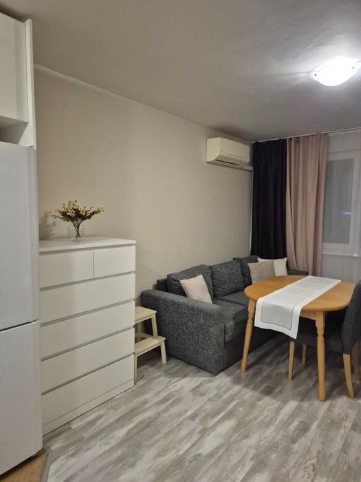 Двустаен напълно обзаведен Колхозен пазар