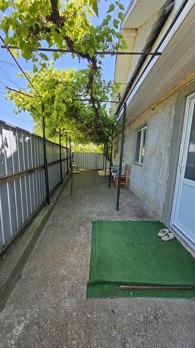 Casa cu gradina centru Mogoșești Siret