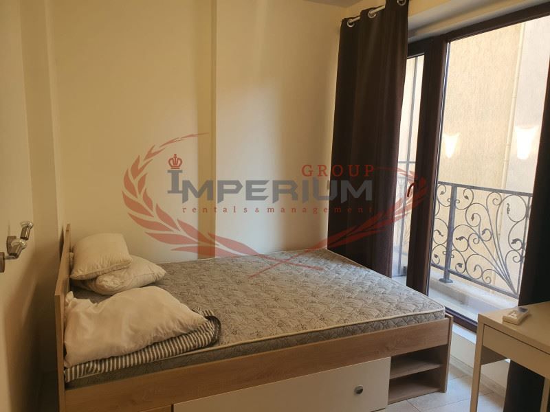 Дава се под наем Тристаен апартамент в Варна, Център - 75 кв.м за 765 € - Снимка #4