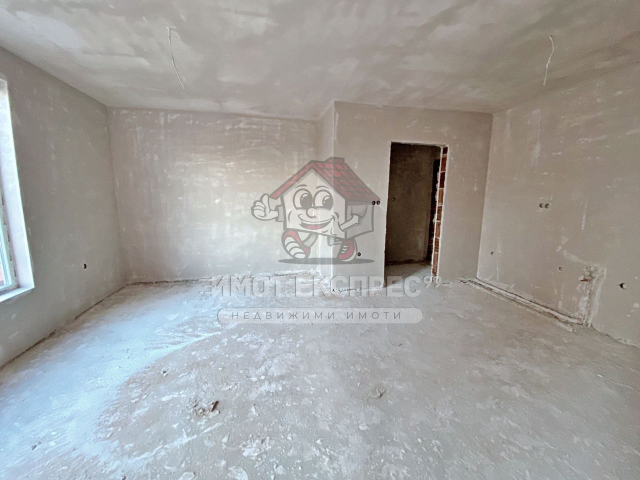 Продава се Двустаен апартамент в Асеновград - 64 кв.м за 797 €/кв.м - Снимка #2