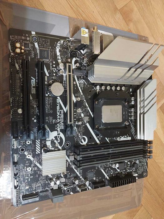 i7 13700 + Asus Prime B760M-A Wi-Fi D4 + ARCTIC Freezer III 240 A-RGB