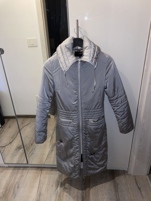 Geaca lunga gri/argintiu marime S