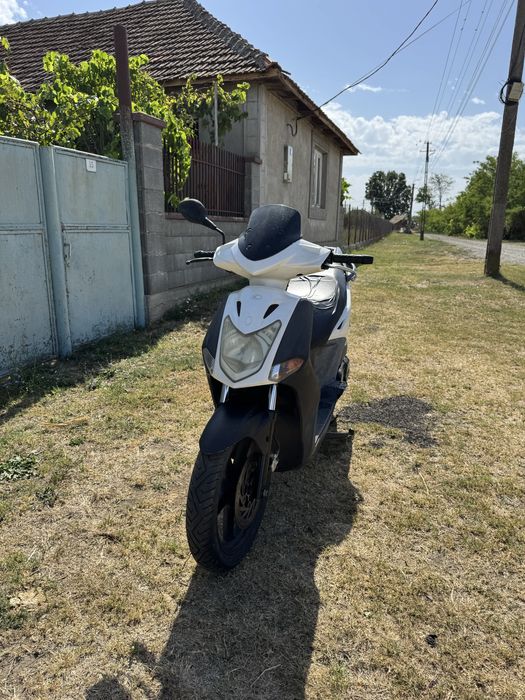 Kymco agility 200i